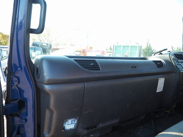 いすゞフォワードセルフクレーン4段中型（4t）[写真33]