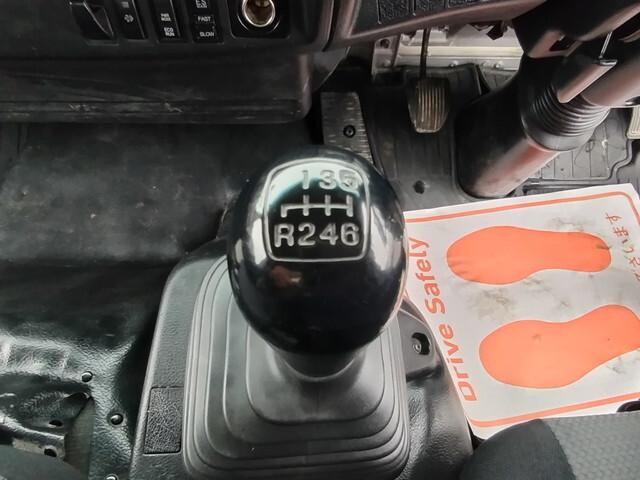 日野レンジャーダンプ中型（4t）[写真22]