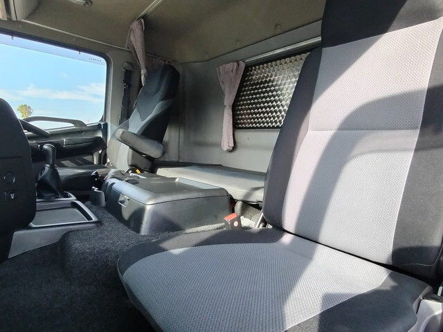 日野プロフィアアルミブロック大型（10t）[写真20]