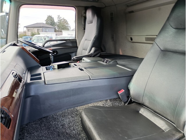 三菱ふそうスーパーグレート深ダンプ（土砂禁ダンプ）大型（10t）[写真22]