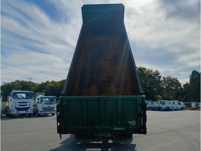 三菱ふそうスーパーグレート深ダンプ（土砂禁ダンプ）大型（10t）[写真09]