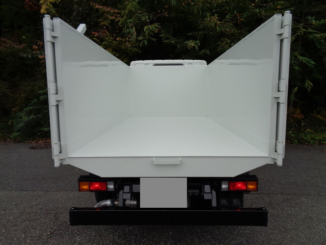 三菱ふそうキャンター深ダンプ（土砂禁ダンプ）小型（2t・3t）[写真09]