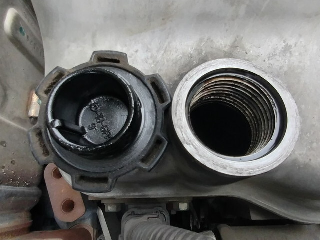 日野レンジャー平ボディ中型（4t）[写真10]