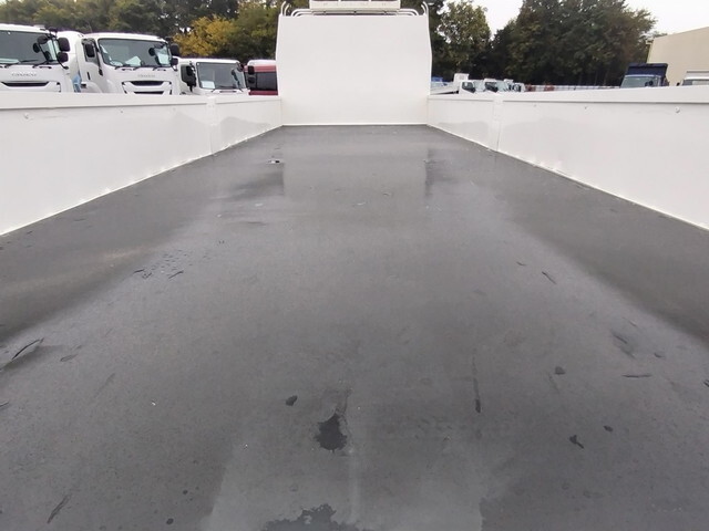 日野レンジャー平ボディ中型（4t）[写真07]