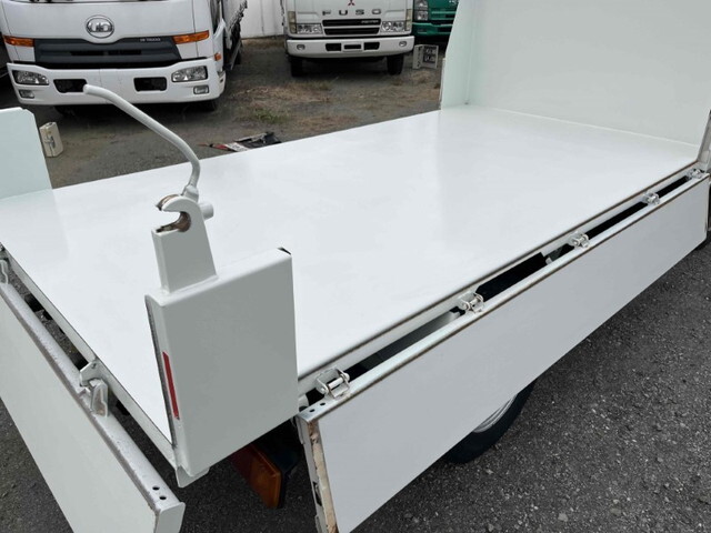 日野デュトロダンプ小型（2t・3t）[写真16]