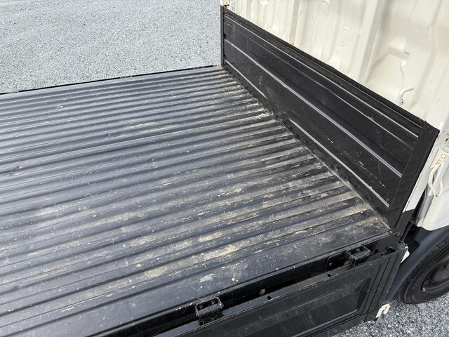 トヨタダイナ平ボディ小型（2t・3t）[写真10]