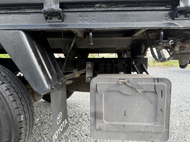 トヨタダイナ平ボディ小型（2t・3t）[写真21]