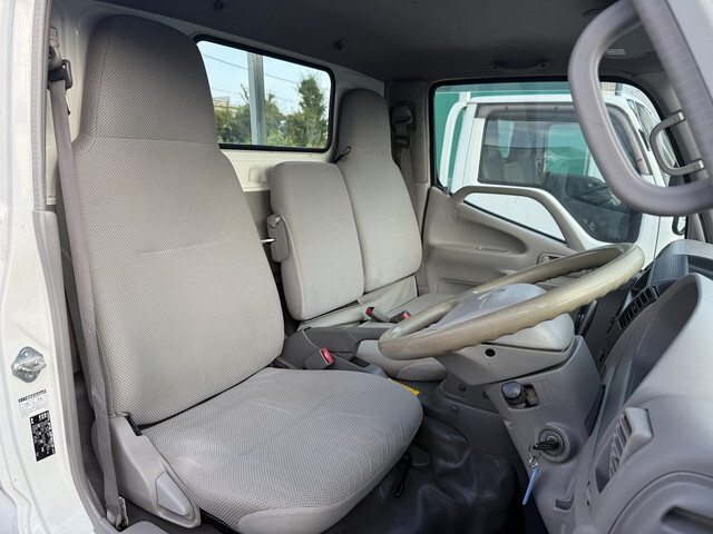 トヨタダイナ平ボディ小型（2t・3t）[写真28]