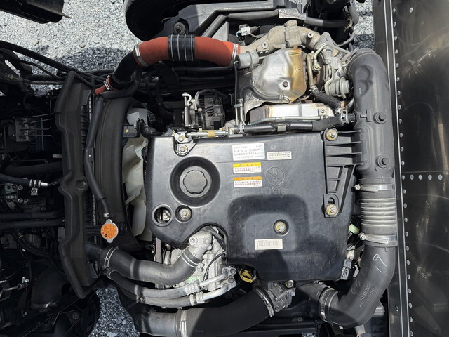 いすゞエルフアルミバン小型（2t・3t）[写真18]