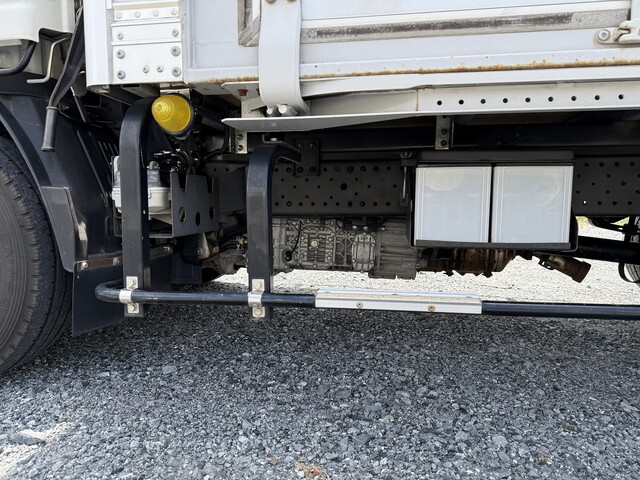 いすゞエルフアルミバン小型（2t・3t）[写真23]