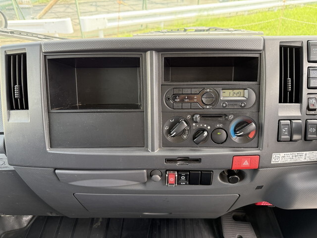 いすゞエルフアルミバン小型（2t・3t）[写真34]