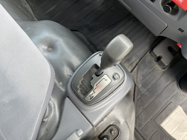 いすゞエルフアルミバン小型（2t・3t）[写真35]