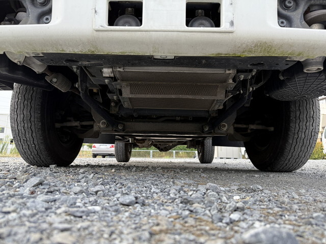 いすゞエルフ平ボディ小型（2t・3t）[写真16]