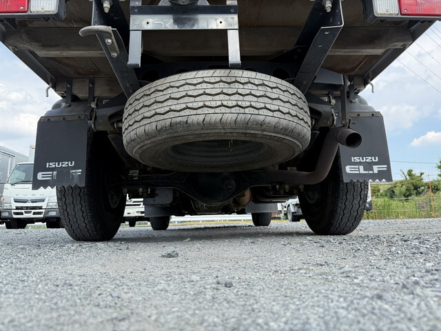 いすゞエルフ平ボディ小型（2t・3t）[写真19]