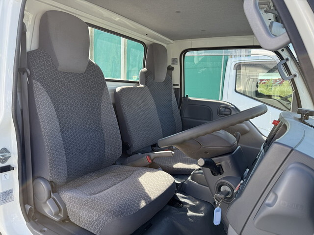 いすゞエルフ平ボディ小型（2t・3t）[写真30]