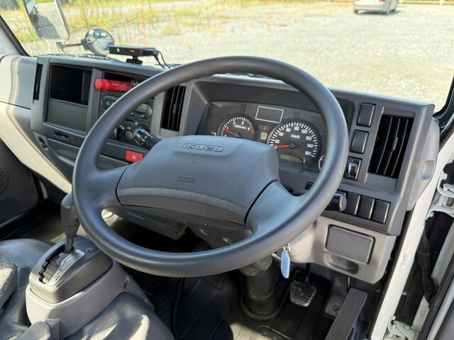 いすゞエルフ平ボディ小型（2t・3t）[写真31]