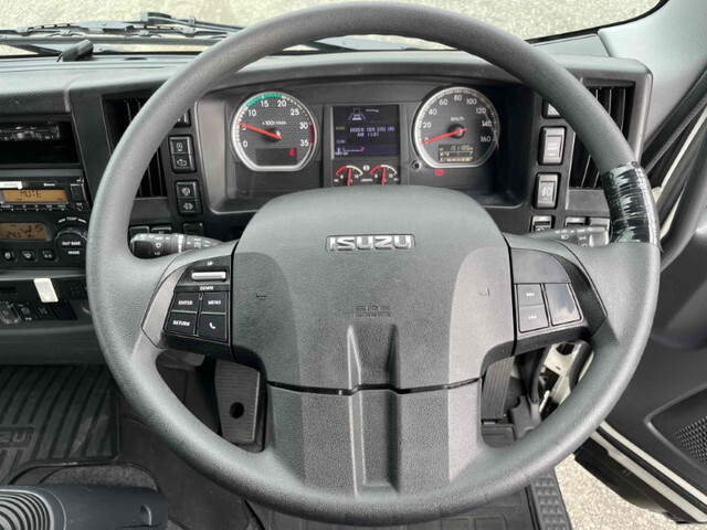 いすゞフォワードアルミウイング中型（4t）[写真33]