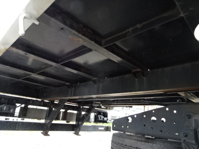 いすゞエルフセーフティローダー小型（2t・3t）[写真25]