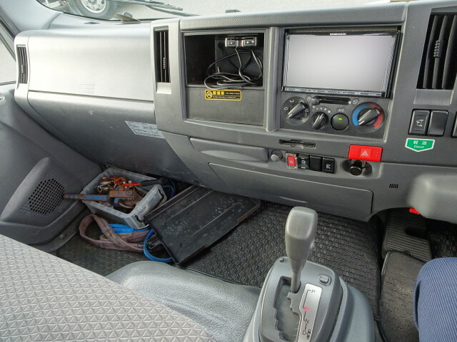 いすゞエルフセーフティローダー小型（2t・3t）[写真34]