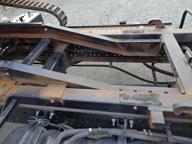 いすゞエルフセーフティローダー小型（2t・3t）[写真40]