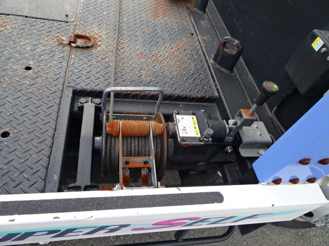 いすゞエルフセーフティローダー小型（2t・3t）[写真07]