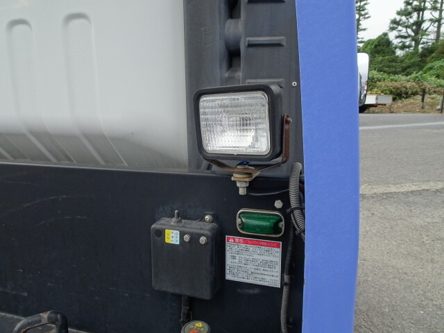 いすゞエルフセーフティローダー小型（2t・3t）[写真08]