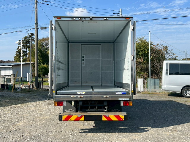 いすゞエルフ保冷バン小型（2t・3t）[写真15]