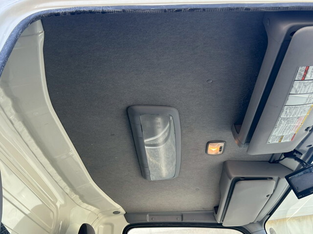 いすゞエルフ保冷バン小型（2t・3t）[写真26]