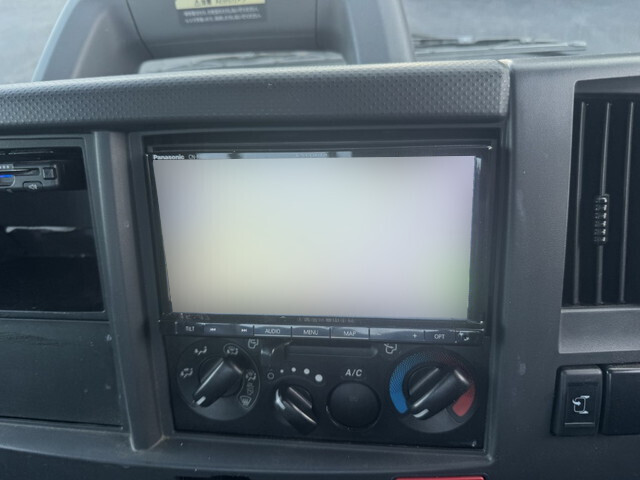 いすゞエルフクレーン4段小型（2t・3t）[写真21]