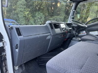 いすゞエルフクレーン4段小型（2t・3t）[写真25]