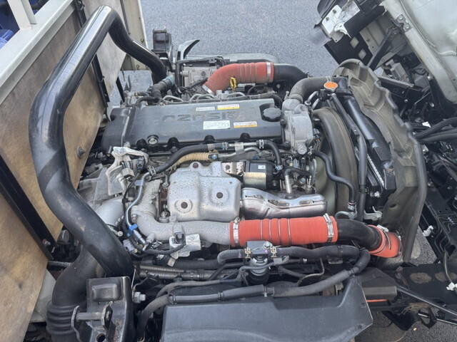 いすゞエルフクレーン4段小型（2t・3t）[写真28]