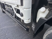 いすゞエルフクレーン4段小型（2t・3t）[写真31]