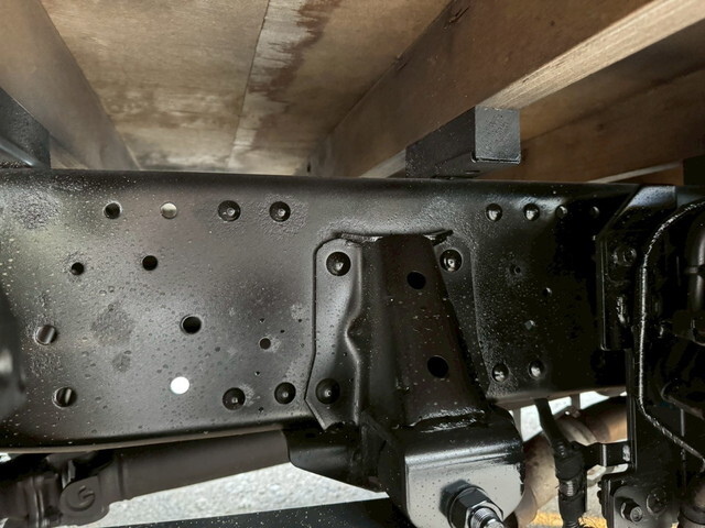 いすゞエルフクレーン4段小型（2t・3t）[写真34]