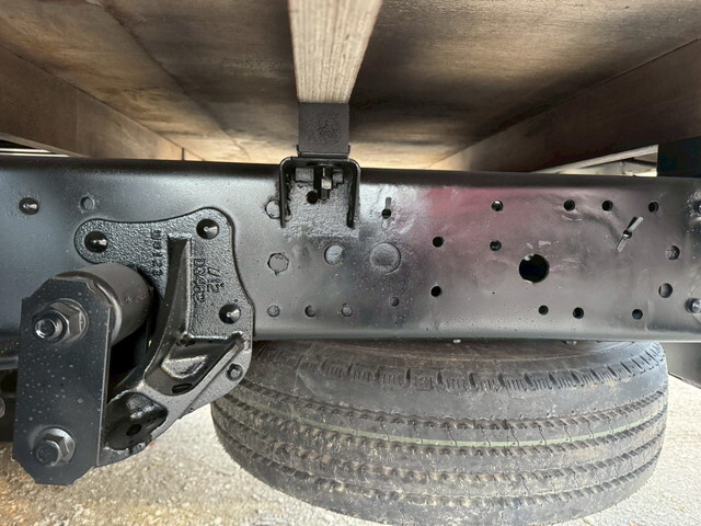 いすゞエルフクレーン4段小型（2t・3t）[写真37]