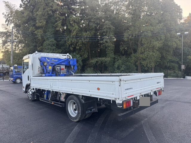 いすゞエルフクレーン4段小型（2t・3t）[写真04]