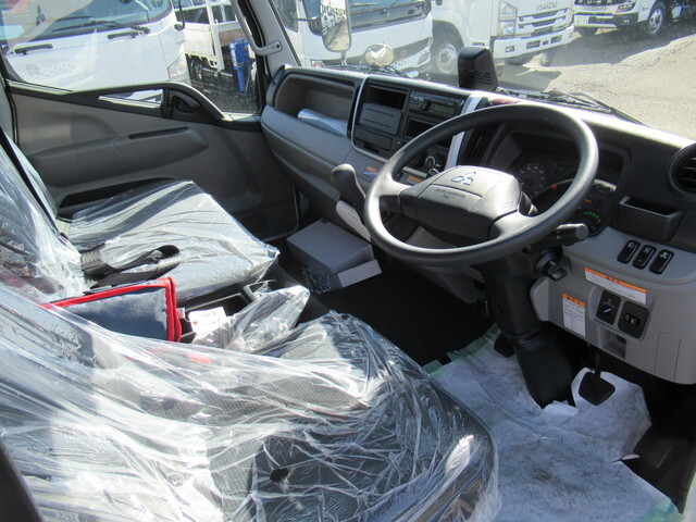 三菱ふそうキャンタークレーン4段小型（2t・3t）[写真21]