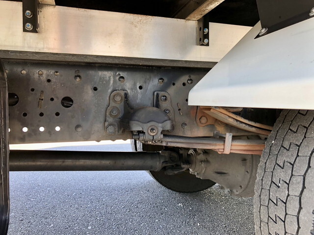 いすゞフォワード冷凍車（冷蔵車）中型（4t）[写真25]