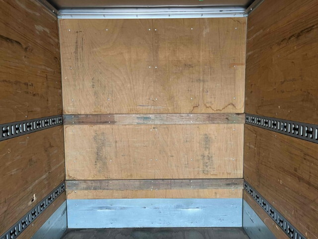 日野デュトロアルミバン小型（2t・3t）[写真14]