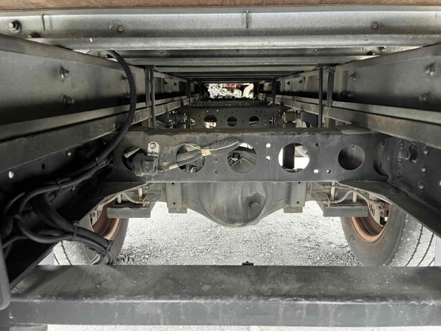 日野デュトロアルミバン小型（2t・3t）[写真16]