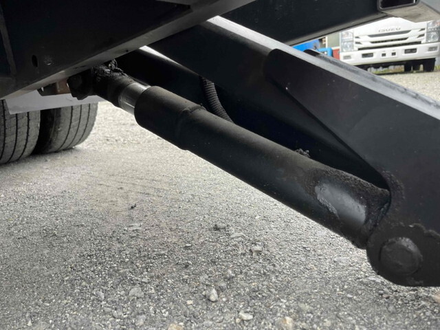 日野デュトロアルミバン小型（2t・3t）[写真21]