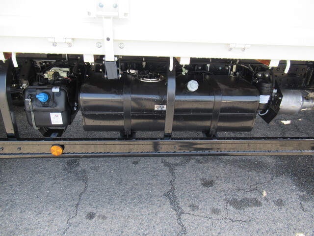 三菱ふそうキャンタークレーン5段小型（2t・3t）[写真19]