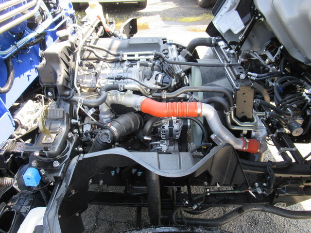 三菱ふそうキャンタークレーン5段小型（2t・3t）[写真20]