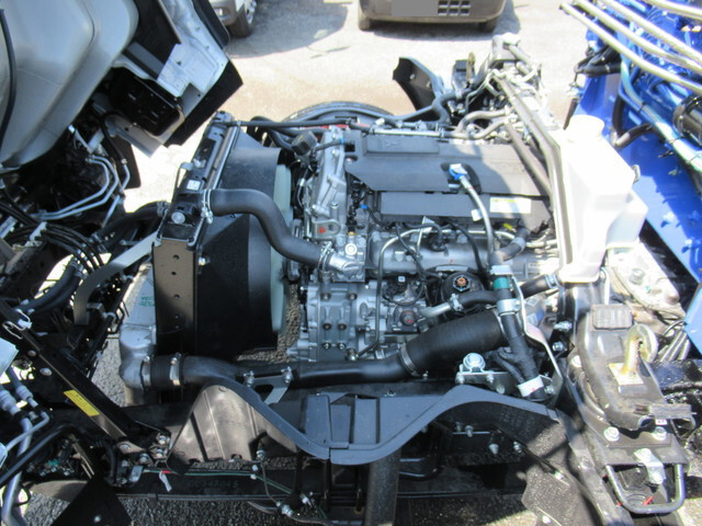 三菱ふそうキャンタークレーン5段小型（2t・3t）[写真21]