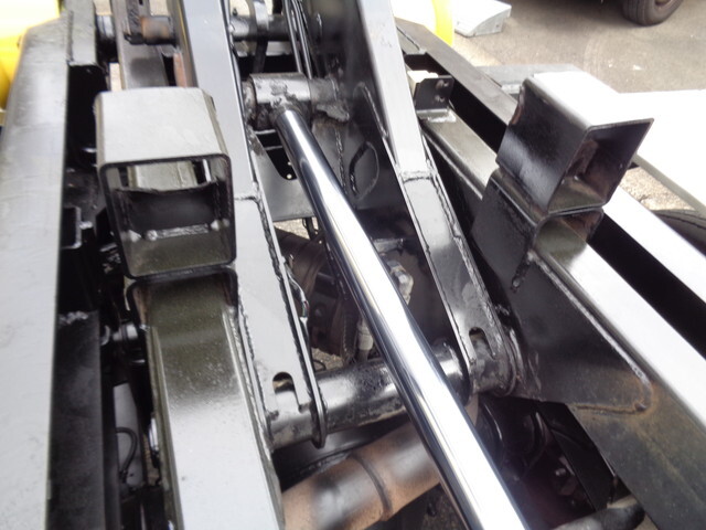 三菱ふそうキャンターコンテナ専用車小型（2t・3t）[写真13]