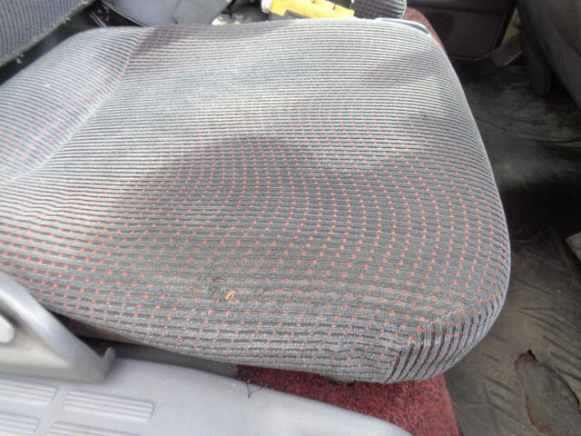 三菱ふそうキャンターコンテナ専用車小型（2t・3t）[写真20]