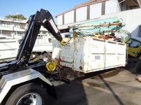 三菱ふそうキャンターコンテナ専用車小型（2t・3t）[写真27]