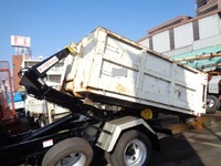 三菱ふそうキャンターコンテナ専用車小型（2t・3t）[写真28]