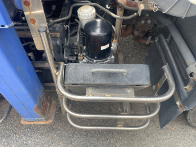 いすゞフォワードクレーン4段増トン（6t・8t）[写真16]