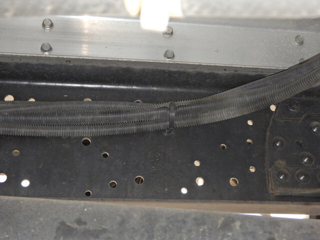 三菱ふそうファイターアルミウイング中型（4t）[写真10]