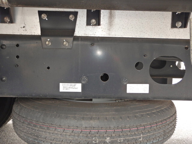 三菱ふそうファイターアルミウイング中型（4t）[写真11]